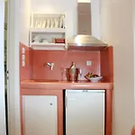 Maria's 3* Agia Anna (Naxos)
